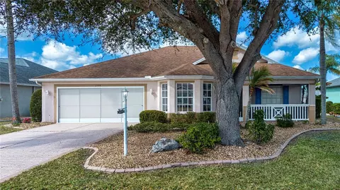 2308 Emerald Lake Dr, Sun City Center, FL 33573
