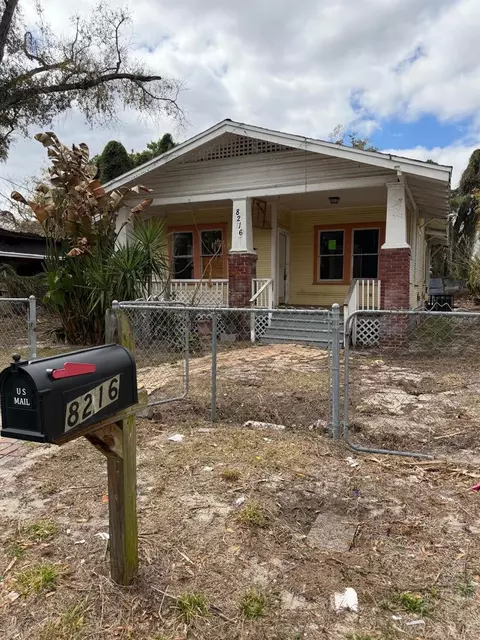 8216 N 14th St, Tampa, FL 33604