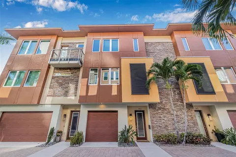 143 5th Ave NE, Saint Petersburg, FL 33701