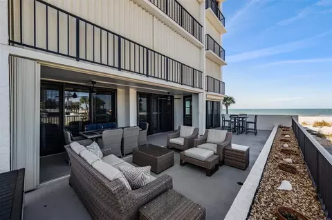 1400 Gulf Blvd #109, Clearwater Beach, FL 33767