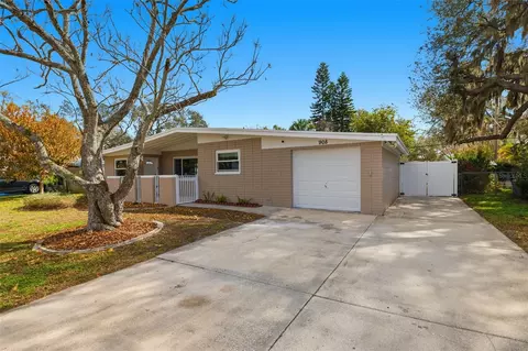 908 Hardy Dr, Tampa, FL 33613