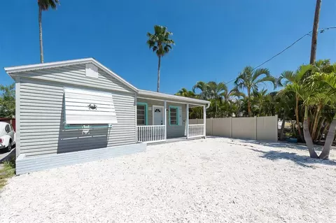 358 Boca Ciega Dr, Madeira Beach, FL 33708