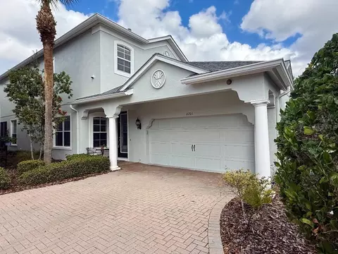 11201 Green Park Cir, Tampa, FL 33626