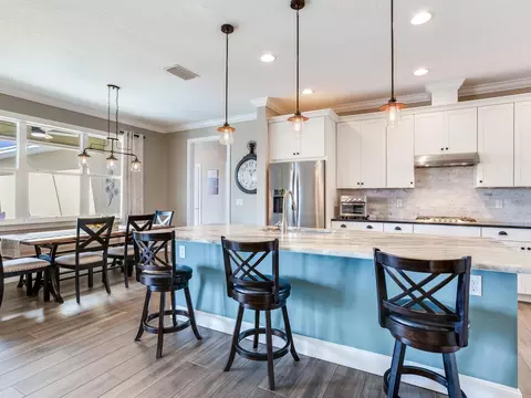 Kitchen - 15721 Colding Loop, Wimauma, FL 33598 photo 3 of 9