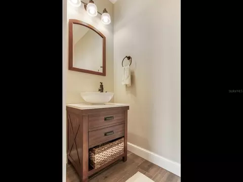 Bath - 15721 Colding Loop, Wimauma, FL 33598 photo 1 of 5