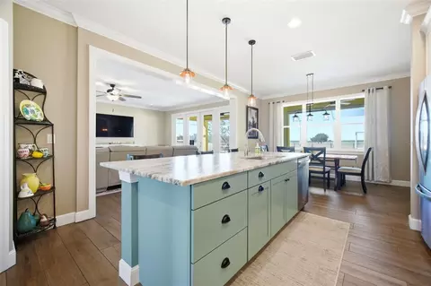 Kitchen - 15721 Colding Loop, Wimauma, FL 33598 photo 2 of 9