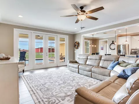 Living - 15721 Colding Loop, Wimauma, FL 33598 photo 3 of 4