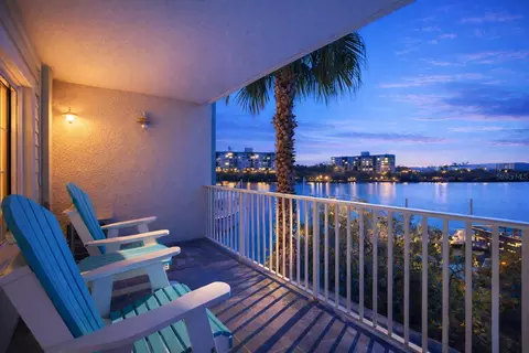 399 2nd St #216, Indian Rocks Beach, FL 33785