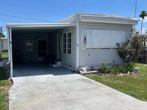 12674 Seminole Blvd #C39A, Largo, FL 33778