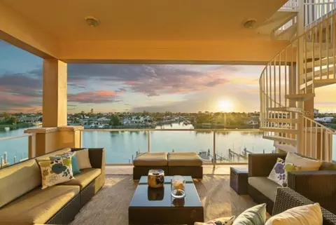 40 Bayview Ct S #3, Saint Petersburg, FL 33711