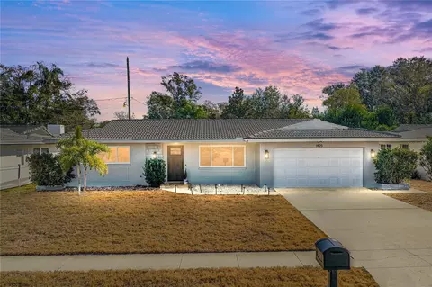 1425 Embassy Dr, Clearwater, FL 33764