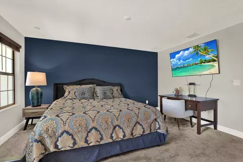 Bedroom - 13113 Wildflower Meadow Dr, Riverview, FL 33579 photo 9 of 13