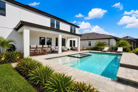 Exterior - 13113 Wildflower Meadow Dr, Riverview, FL 33579 photo 9 of 15