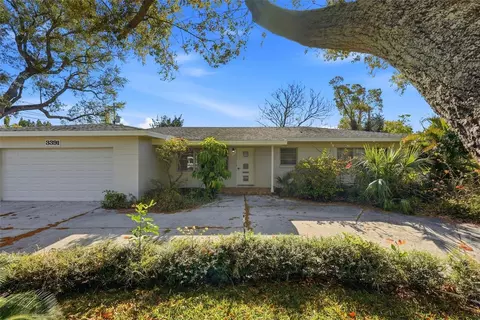 3391 Walnut St NE, Saint Petersburg, FL 33704