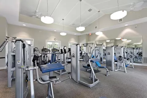 View/Area - 2839 Maple Brook Loop, Lutz, FL 33558 photo 8 of 12