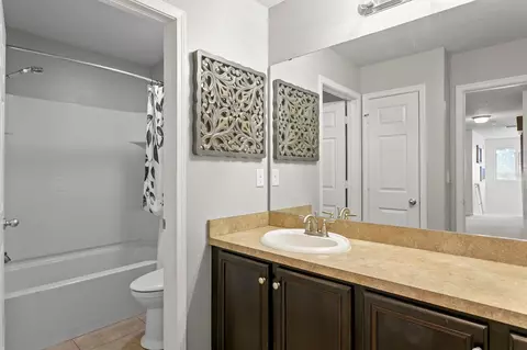 Bath - 2839 Maple Brook Loop, Lutz, FL 33558 photo 5 of 5