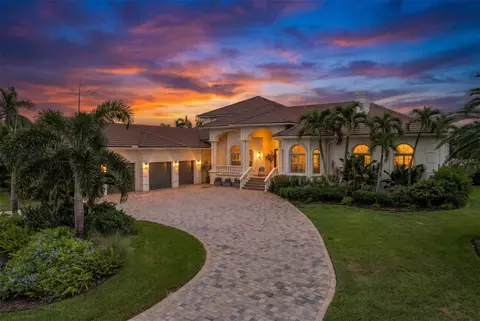 5264 61st Ave S, Saint Petersburg, FL 33715