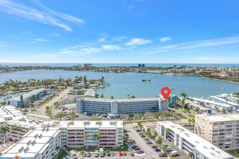 1868 Shore Dr S #514, South Pasadena, FL 33707