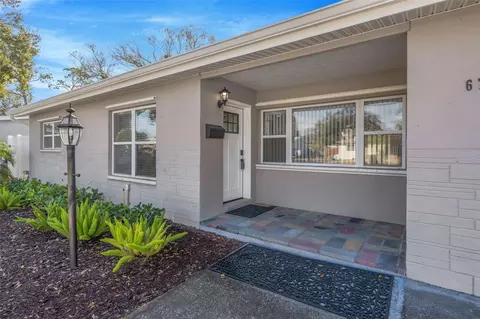 6700 33rd Ave N, Saint Petersburg, FL 33710