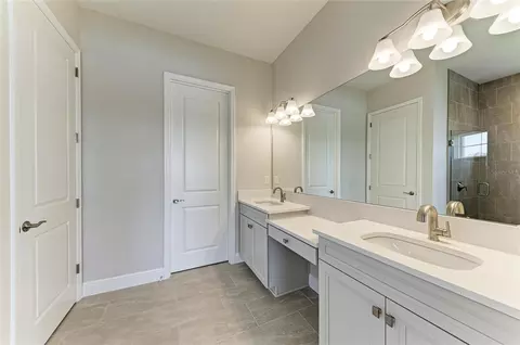 Bath - 10307 Ashaway Dr, Parrish, FL 34219 photo 1 of 6