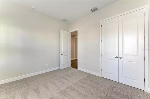 Bedroom - 10307 Ashaway Dr, Parrish, FL 34219 photo 5 of 9