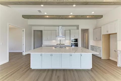 Kitchen - 10307 Ashaway Dr, Parrish, FL 34219 photo 4 of 6