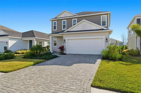 Exterior - 10141 Spruce River Way, Parrish, FL 34219 photo 7 of 9