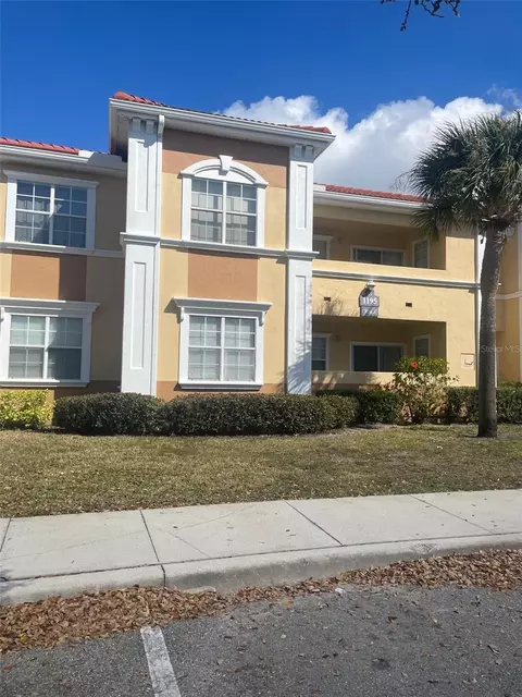 1195 Villagio Cir #101, Sarasota, FL 34237
