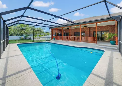 Exterior - 13607 2nd Ave E, Bradenton, FL 34212 photo 11 of 15