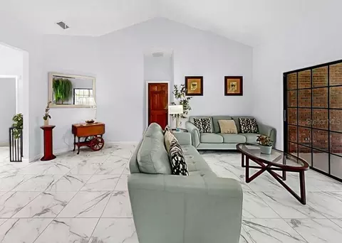 Living - 13607 2nd Ave E, Bradenton, FL 34212 photo 4 of 5