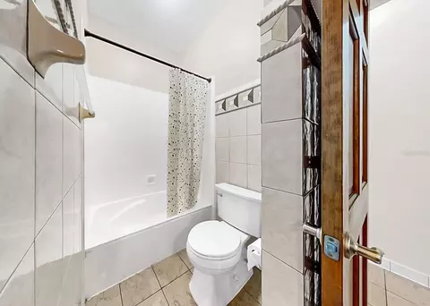 Bath - 13607 2nd Ave E, Bradenton, FL 34212 photo 11 of 12