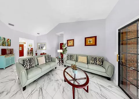 Living - 13607 2nd Ave E, Bradenton, FL 34212 photo 5 of 5