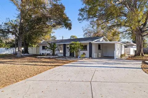 5533 Atlantic Ave N, Saint Petersburg, FL 33703