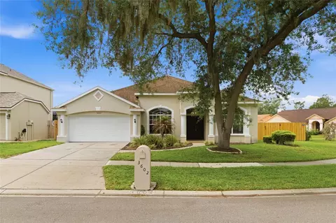 3602 Elk Ridge Ln, Valrico, FL 33596
