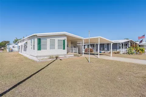 5341 Powhattan St, Zephyrhills, FL 33542