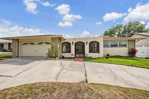 1735 Union St, Clearwater, FL 33755