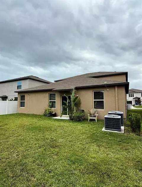 Exterior - 12957 Wildflower Meadow Dr, Riverview, FL 33579 photo 2 of 2
