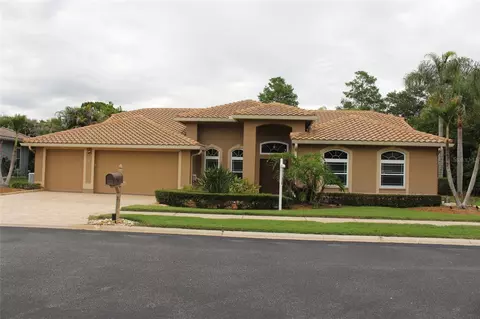 2303 Oxford Ct, Safety Harbor, FL 34695