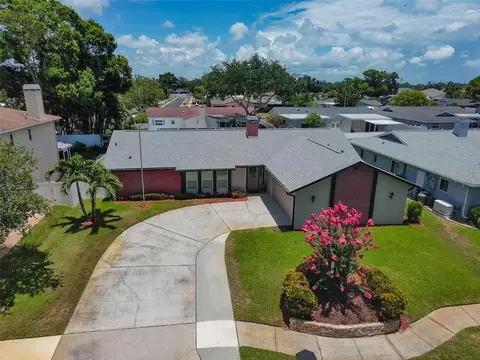 9275 133rd St, Seminole, FL 33776