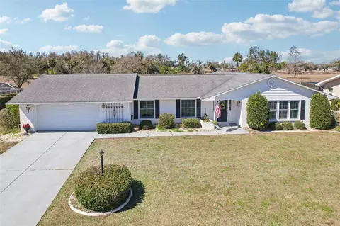 407 Stoneham Dr, Sun City Center, FL 33573