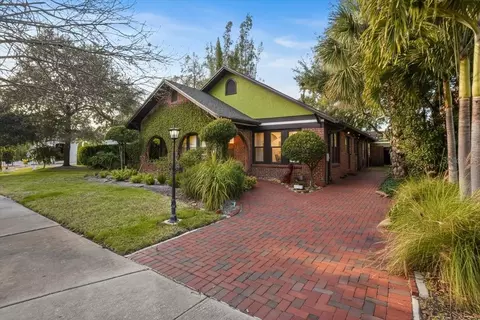 2313 W Bristol Ave, Tampa, FL 33609