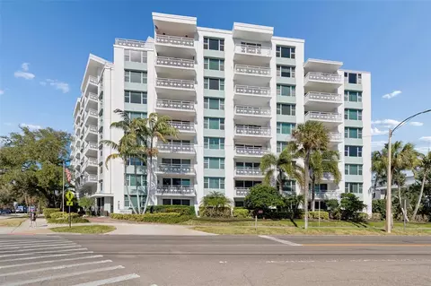 700 Beach Dr NE #701, Saint Petersburg, FL 33701