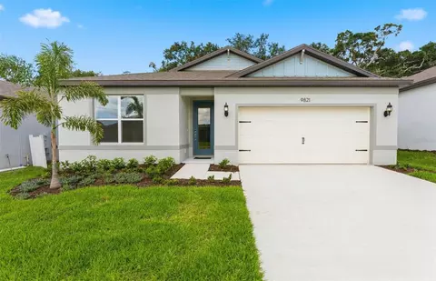 9821 Redwood Heights Loop, Thonotosassa, FL 33592