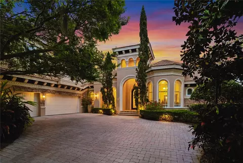 1368 Playmoor Dr, Palm Harbor, FL 34683