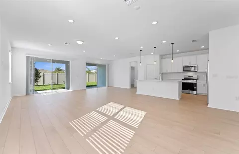 Living - 9839 Crescent Moon Dr, Riverview, FL 33578 photo 4 of 5