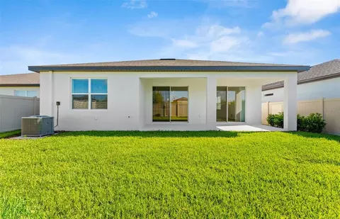 Exterior - 9839 Crescent Moon Dr, Riverview, FL 33578 photo 2 of 9