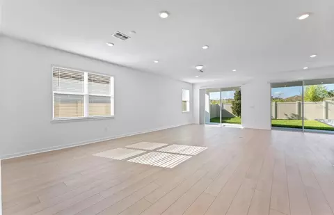 Living - 9839 Crescent Moon Dr, Riverview, FL 33578 photo 3 of 5