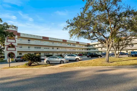 2284 Spanish Dr #50, Clearwater, FL 33763
