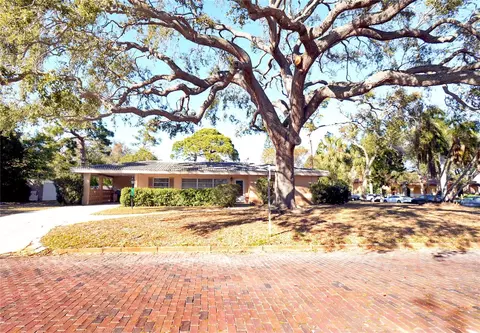 6201 14th Ave S, Gulfport, FL 33707