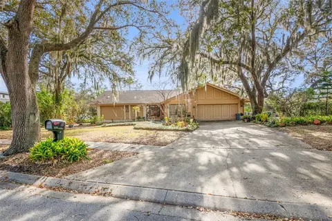 3204 Autumn Dr, Palm Harbor, FL 34683
